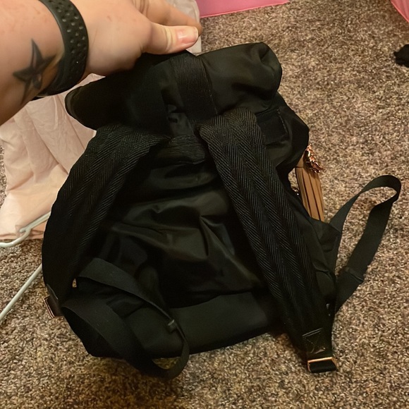 Kipling used once Back pack - Picture 2 of 2